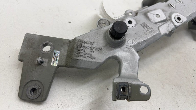 31688287 ⭕ 2021-2023 Polestar 2 Front Right Fender Carrier Mount Bracket Support 31688287