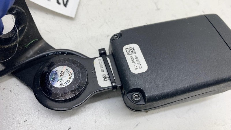 ⭕ 17-23 Model 3 Rear Driver Side 2nd Row Seatbelt Buckle Black Left 10