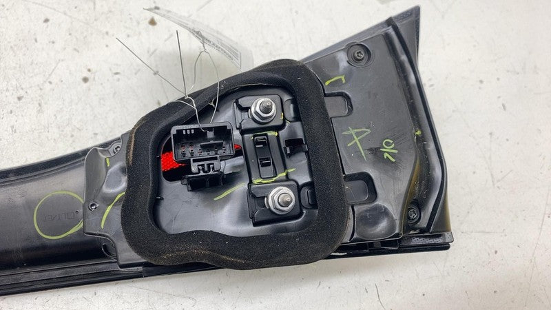 Tail Light Assembly VOLKSWAGEN ID4 Right 25