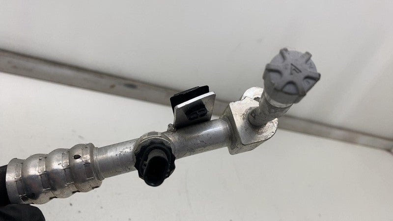 20296610 14-21 BMW i3 Air Conditioning Refrigerant AC Suction Tube Shut Valve 64506820923