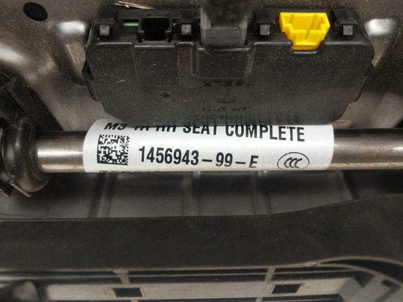 ⭕ 17-23 Model 3 M3 Front Right Lower Seat Cushion & Track Rail RH 1456