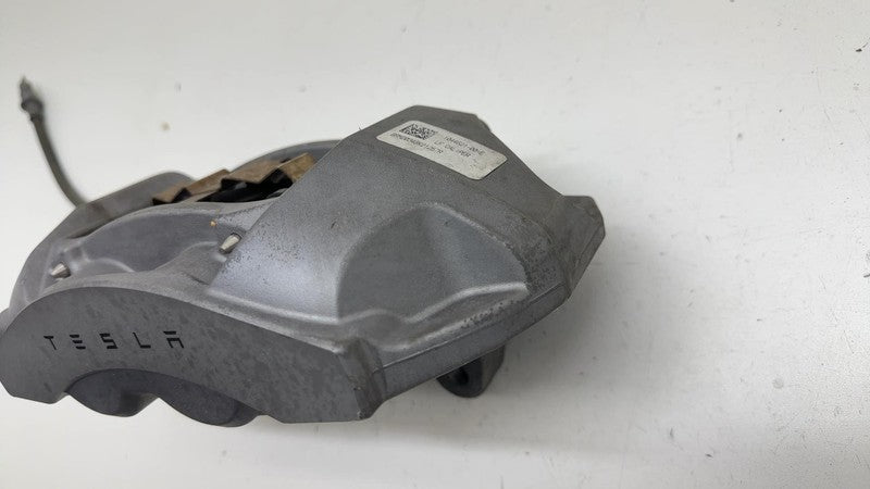 ⭕ 2017-2023 Tesla Model 3 Front Left Caliper w/ Brake Hose Line LH 104