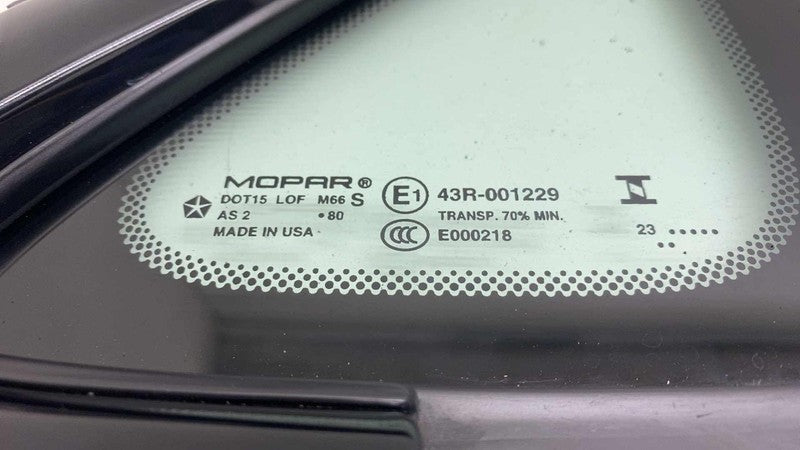 E1 43R-001229 ⭕ 18-25 Chrysler Pacifica Front Left Corner Door Window Quarter Glass 68370635AA