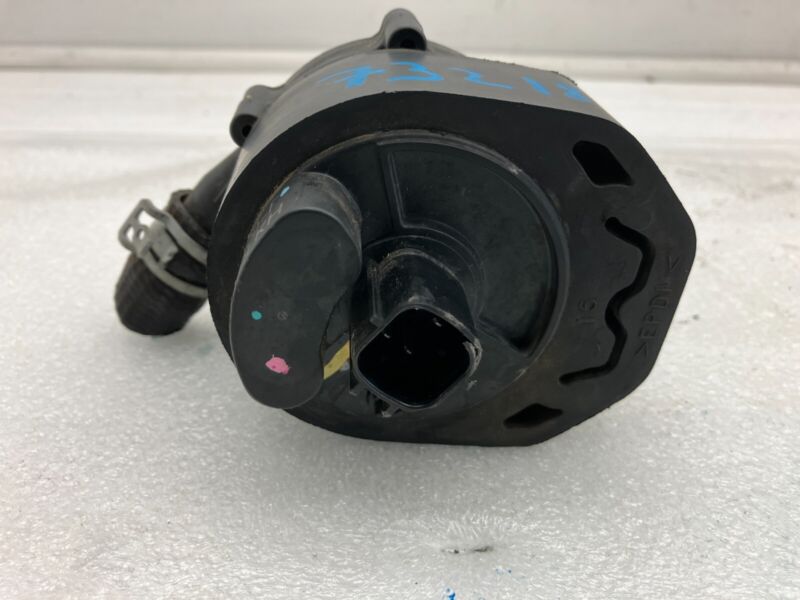 2016-2020 Tesla Model S X Cooling System Auxiliary Water Coolant Pump FWD Assy