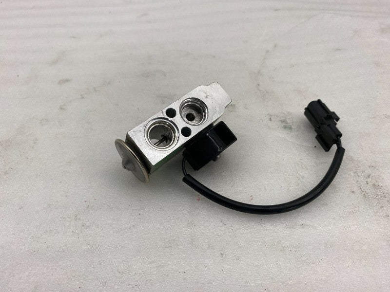 6008481 00 A ⭕ 2012-2015 Tesla Model S A/C Suction Line Valve w/ Solenoid Assy 6008481-00-A