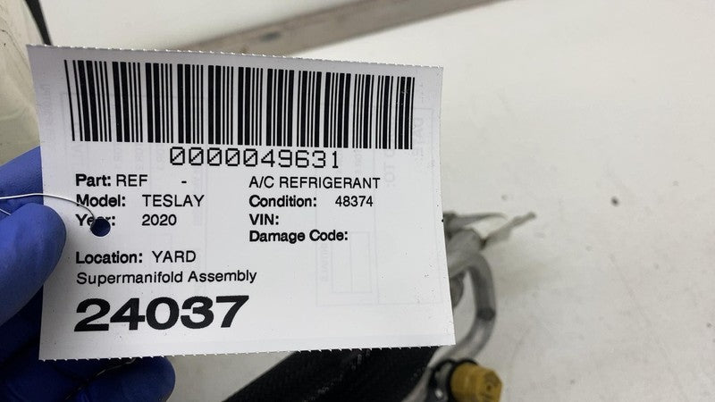 1549902 00 C 2020-2024 Tesla Model Y Supermanifold Refrigerant Chiller w/ Coolant Reservoir