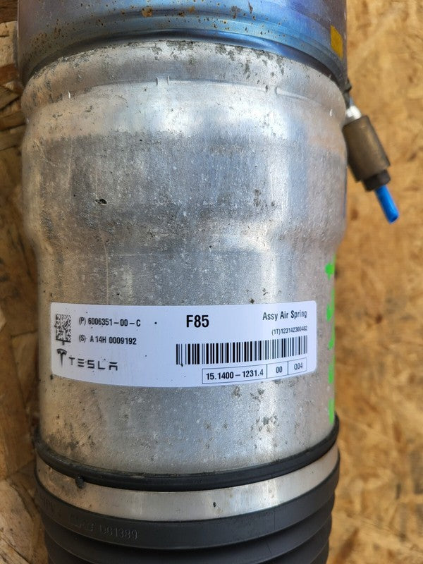 600635100C 12-15 Model S Front Left/Right Air Suspension Spring Shock Absorber 6006351-00-C
