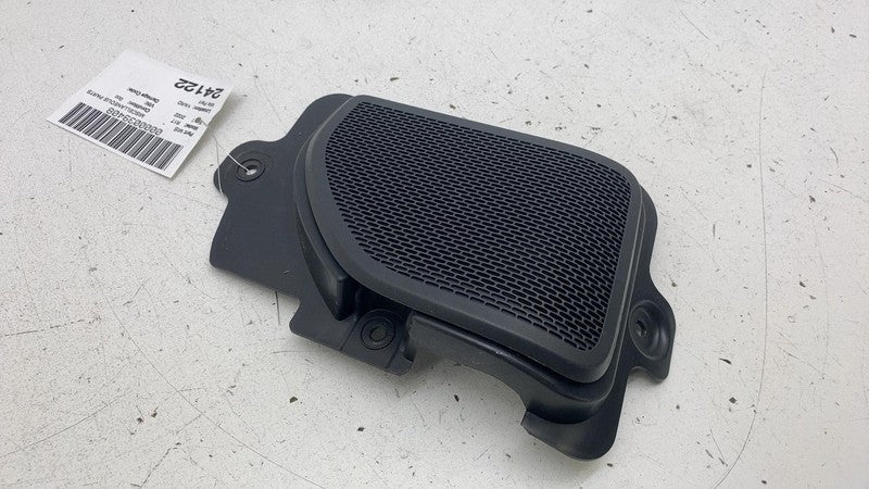 ⭕ 2022-2024 Rivian R1T Rear Speaker Grille Trim Cover w/ Retainer PT00