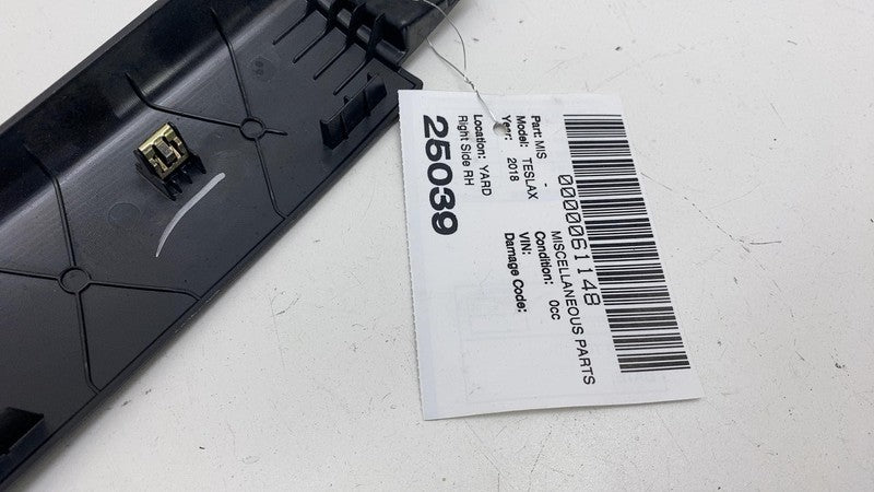107329400D ⭕ 2016-2024 Tesla Model X Rear C-Pillar Mid Trim Panel Cover Right 1073294-00-D