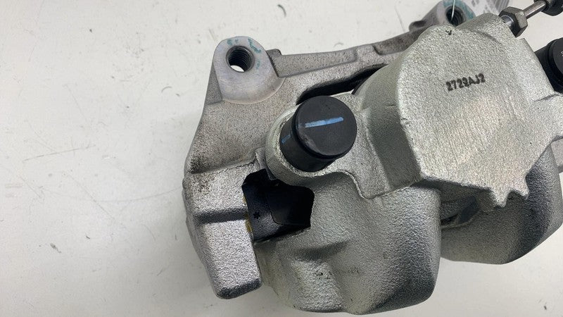 ⭕ 2021-2023 Polestar 2 Front Driver Brake Caliper w/ Hose Line Left LH