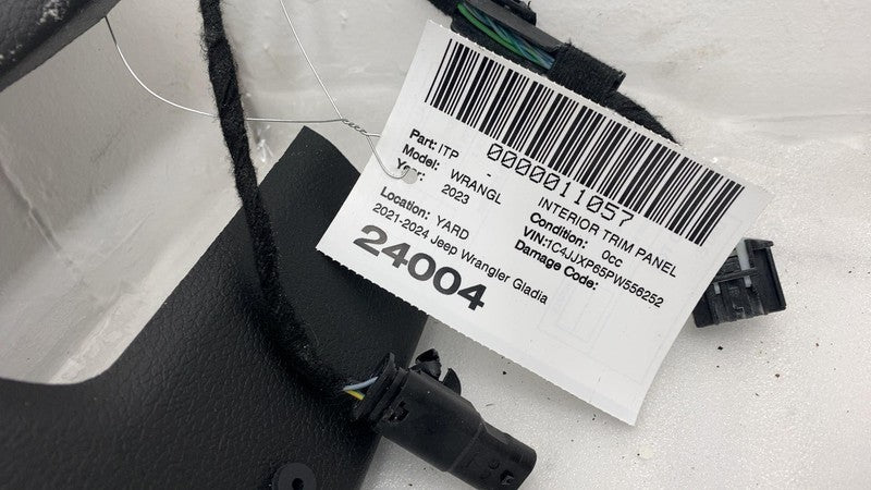 ⭕ 2021-2024 Jeep Wrangler Gladiator Windshield Wind Screen Molding  7J