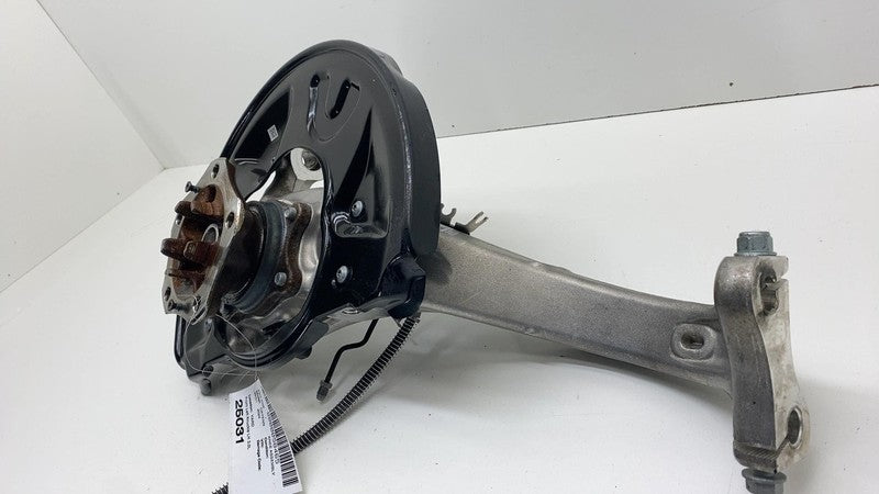 9Y0 407 241 C ⭕ 19-24 Porsche Cayenne Front Left Spindle Knuckle Hub w/ Dust Shield 9Y0407241C