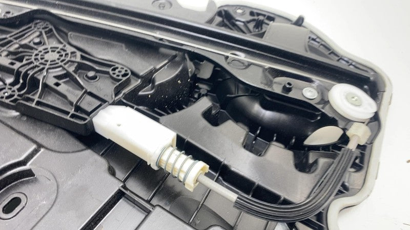 ⭕20-24 Model Y Front Right Door Window Regulator & Motor w/ Carrier 14