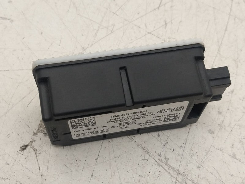 1118580 00 C ⭕2017-2022 Tesla Model 3 Tire Pressure Monitor Sensor TPMS Receiver 1118580-00-C