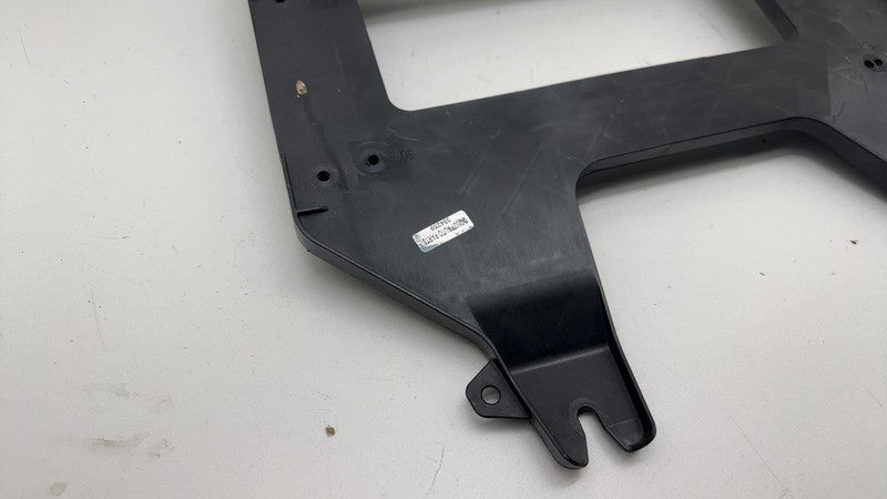 ⭕ 2019-2024 Porsche Cayenne Sound Amplifier Retainer Bracket Holder 4M