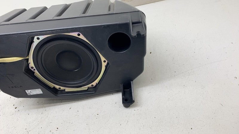 2016-2020 Tesla Model X Premium Subwoofer Bassbox Audio Speaker Woofer