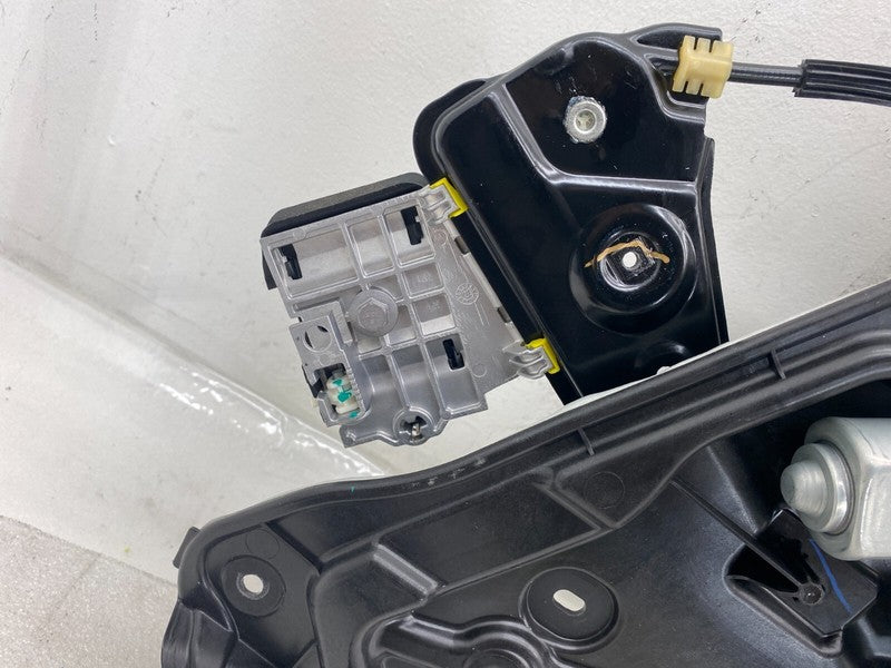 ⭕20-24 Tesla Model Y Rear Driver Left Door Window Regulator & Motor 14