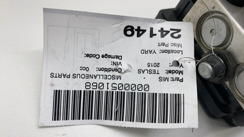 103779700B 2012-2015 Tesla Model S Anti-Lock ABS Brake Pump Hydraulic Control Unit Module