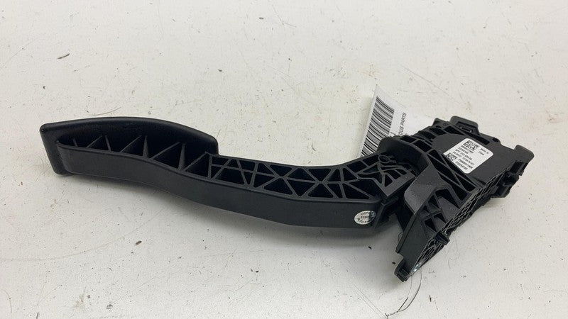 ⭕2021-2023 Polestar 2 Front Driver Gas Pedal Accelerator Throttle Peda