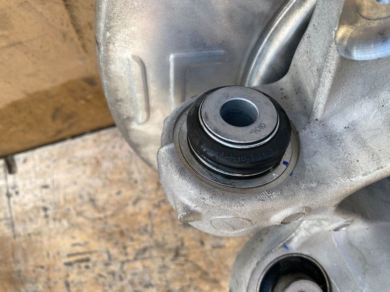 1044416 00 F 17-23 Model 3 Rear Right Side Spindle Knuckle w/ Shield & Wheel Hub 1044416-00-F