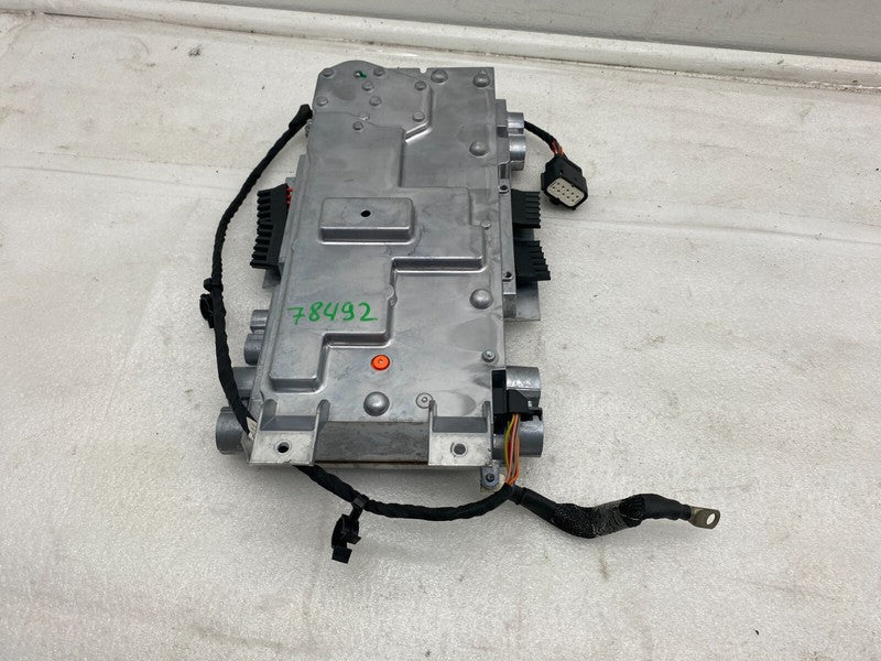 ⭕ 2012-2015 Tesla Model S  Rear High Voltage Junction Box Lid Gen2 102