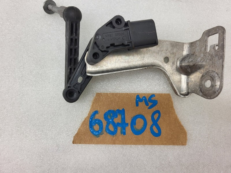 600652300B ⭕ 12-15 Tesla Model S Rear Left Air Suspension Ride Height Sensor 1004173-00-A