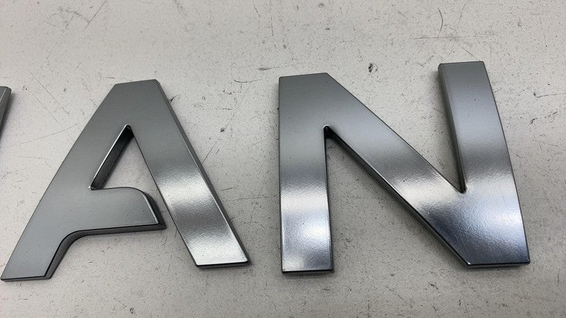 ⭕ 2025 Rivian R1S Nameplate Emblem Trim Badges Applique Letters (SET)
