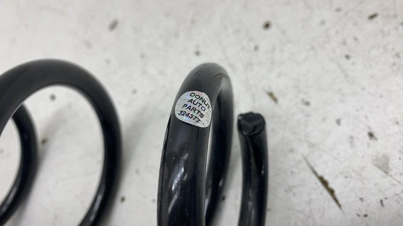 ⭕ 2023 2024 2025 Toyota Prius Rear Passenger Side Suspension Coil Spri