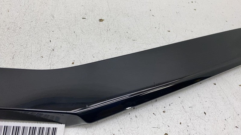 2022-2024 Kia EV6 Rear Passenger Side D-Pillar Quarter Panel Trim Mold