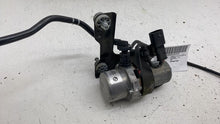 2019 BMW 530E G30 Hybrid Electric Brake Vacuum Pump Assembly 34336880628-02 OEM