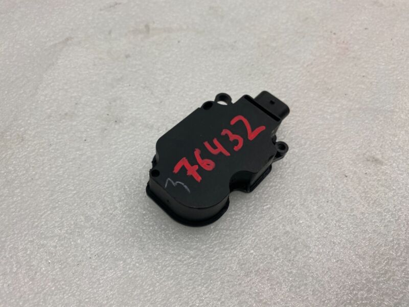 2012-2015 Tesla Model S Front Bumper Grille Vent Shutter Control Motor Actuator