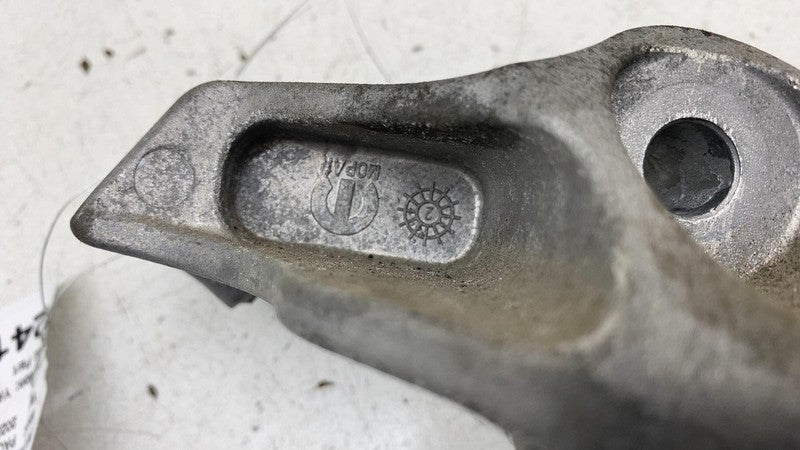 ⭕ 2017-2024 Chrysler Pacifica DOHC Engine Frame Mount Support Bracket Assembly