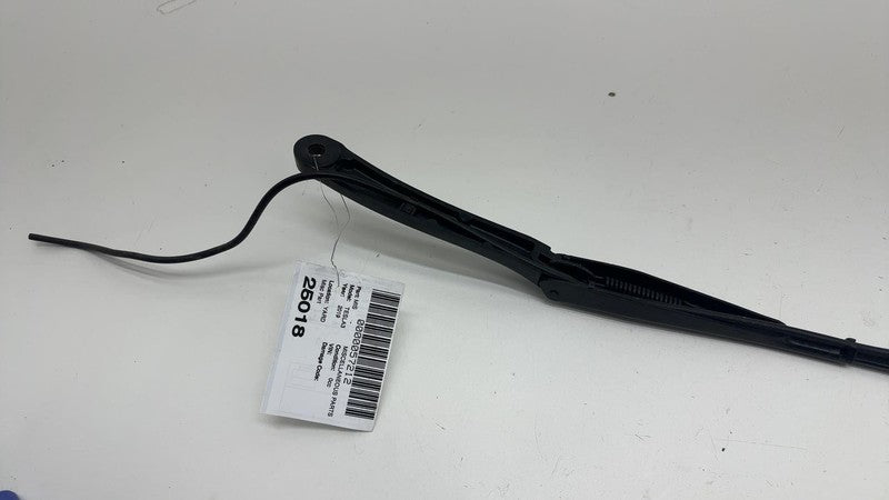 107672900B ⭕ 2017-2023 Model 3 Front Passenger Side Windshield Wiper Arm Right 1076729-00-B