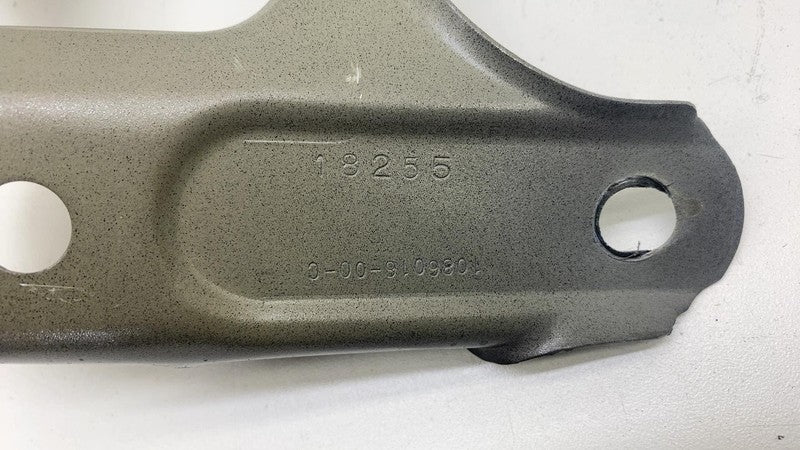 ⭕2017-2023 Tesla Model 3 M3 Front Passenger Side Fender Support Bracke