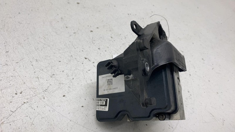 ⭕ 17-23 Model 3 Y ABS Pump Anti-Lock Brake Hydraulic Control Module 10