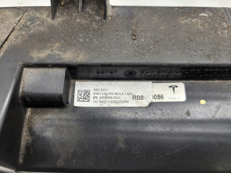 2058358 03 C ⭕ 16-20 Model X Front Body Comfort Control Module Enclosure Box BCM 2058358-03-C