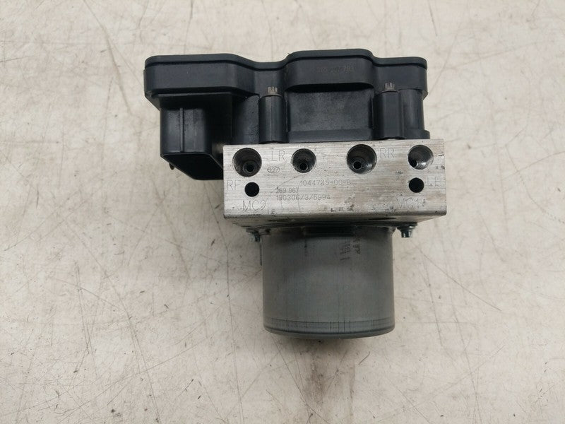 1044745 00 B ⭕ 2017-2023 Tesla Model 3 M3 Anti-Lock Brake System ABS Pump Module 1044745-00-B