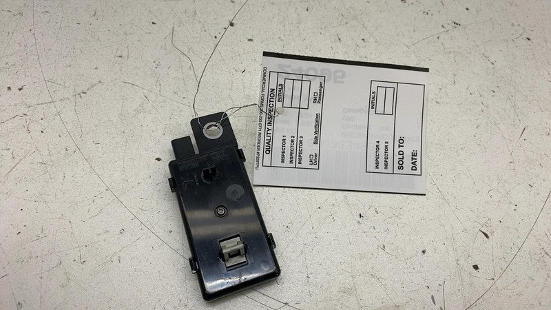 1780580 00 C 2024-2025 Tesla Model 3 Interior End Point Module Booster Universal 1780580-00-C