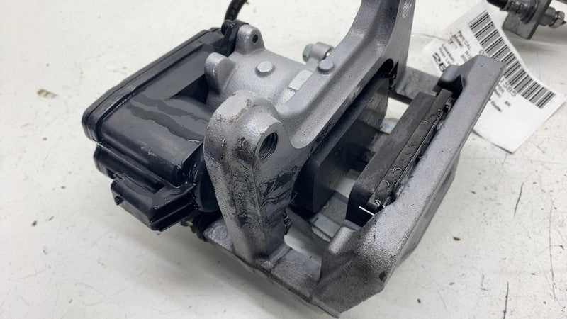 PT00030005-C ⭕ 2024-2025 Rivian R1S Rear Driver Side Caliper w/ Brake Line Left PT00030005-C