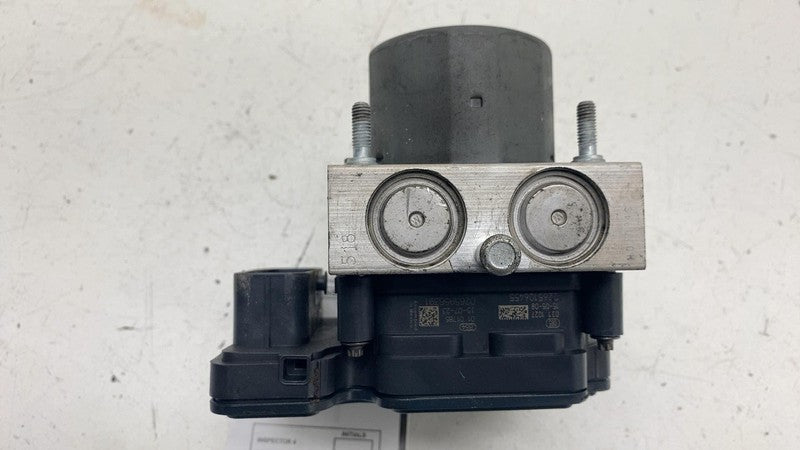 ⭕ 2012-2020 Tesla Model S Anti-Lock ABS Brake Pump Hydraulic Module 10