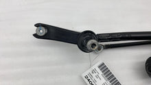 ⭕ 2018-2023 Jeep Wrangler Front Windshield Wiper Linkage w/ Motor 068293017AE