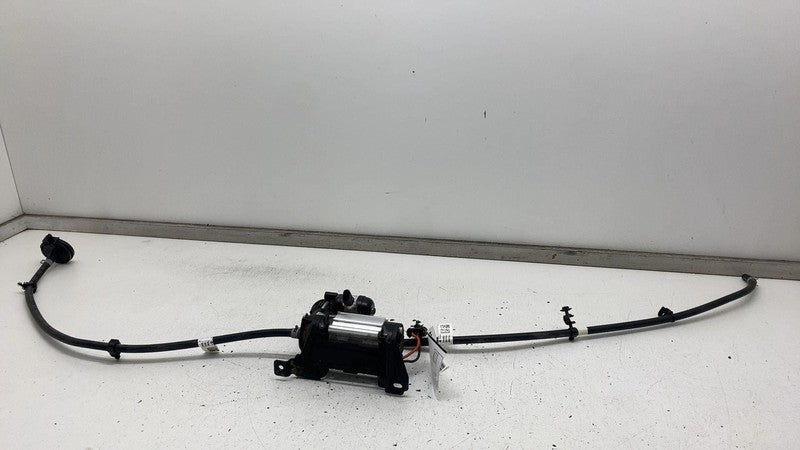 ⭕ 2022-2024 Rivian R1T R1S Rear Air Ride Suspension Compressor OEM PT0