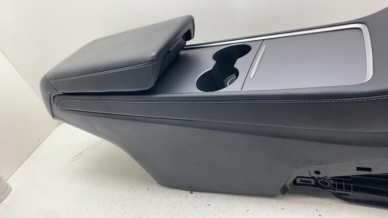 ⭕ 21-23 Model 3 Front Floor Center Console Armrest & Carrier GEN2 1614