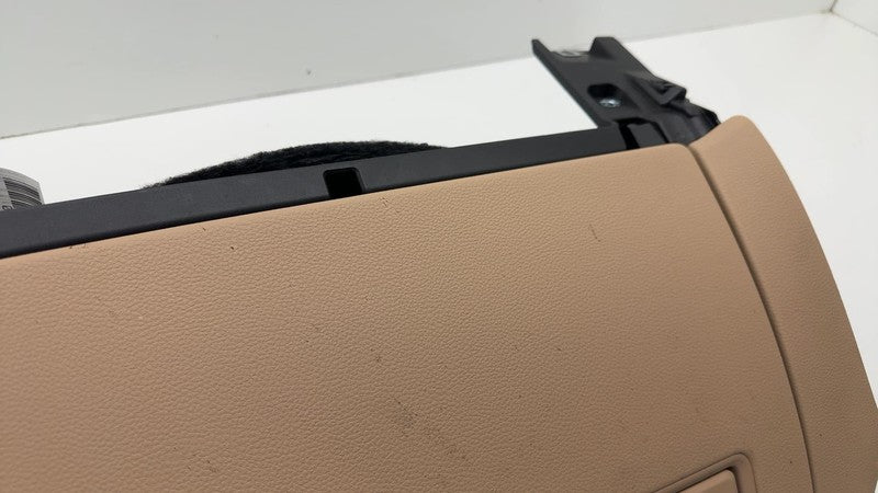 ⭕ 2024 Porsche Cayenne Front Dashboard Glove Box Storage Compartment 9