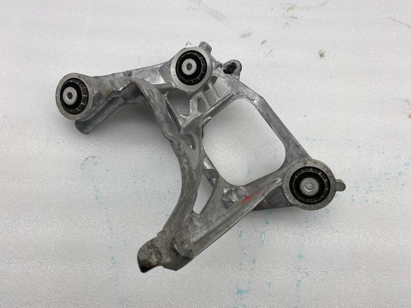 146441850C ⭕ 16-23 Tesla Model X Air Conditioning A/C Compressor Mount Bracket 1464418-50-C