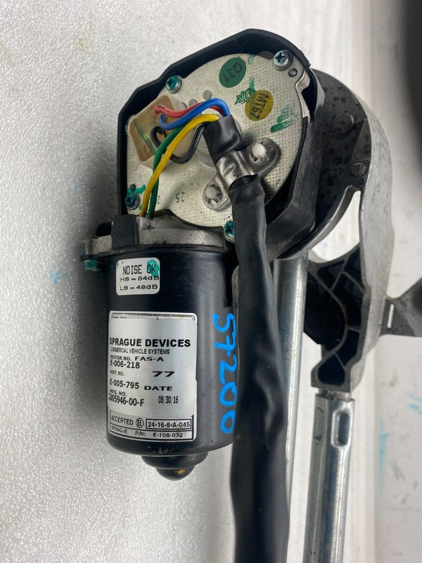 ⭕12-20 Tesla Model S MS Front Windshield Wiper Motor Linkage Module 60