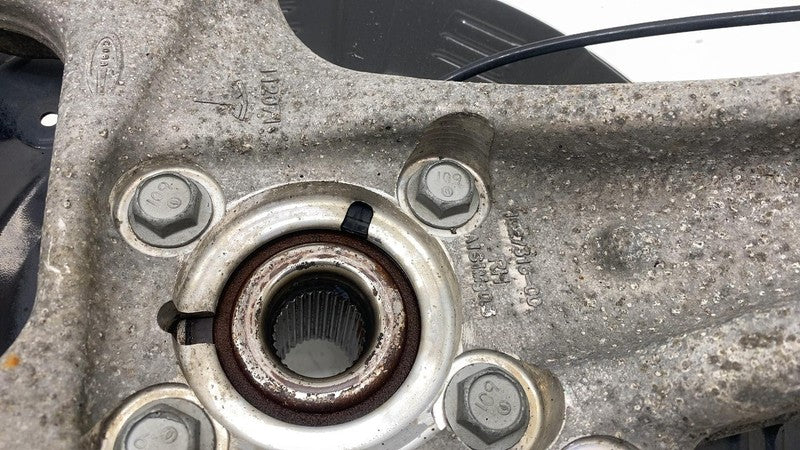 102731600F ⭕16-20 Model X Front Right Knuckle w/ ABS Sensor & Rotor Shield AWD 1027316-00-F