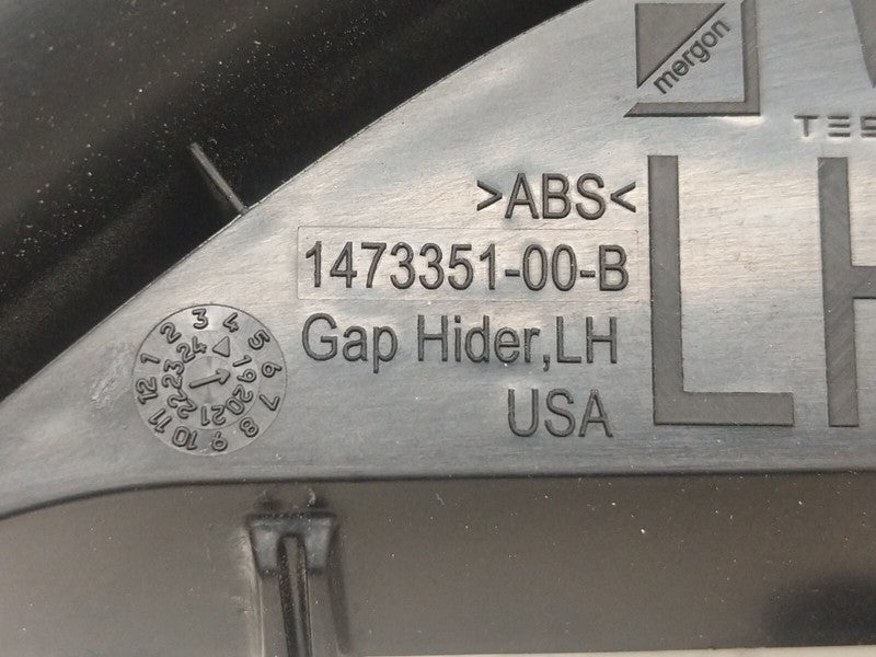 1473351 00 B ⭕16-20 Model X Rear Driver Side Door Seal Lower Trim Gap Hider Left 1473351-00-B