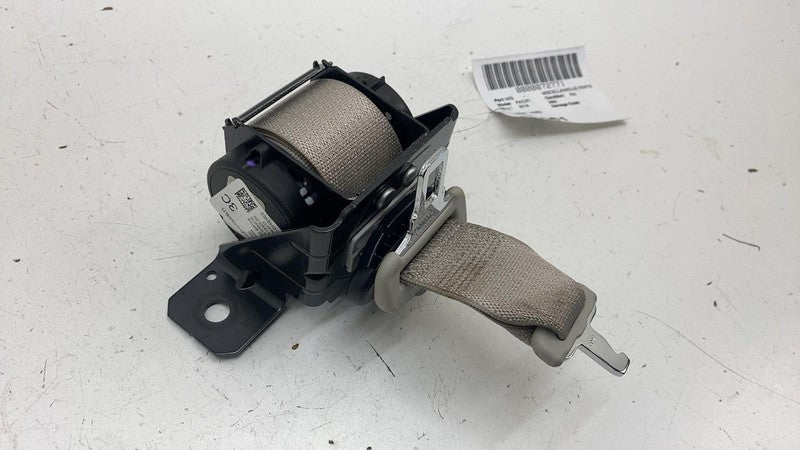 6361238 ⭕ 2017-2024 Chrysler Pacifica Rear 3rd Row Center Seat Belt & Retractor 6361238