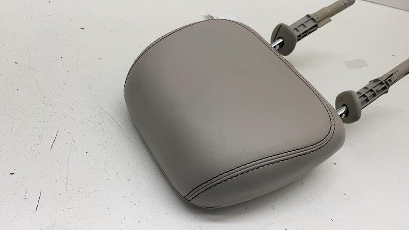 ⭕ 2018 Chrysler Pacifica Left or Right Seat Headrest Head Rest w/ Guide Sleeves